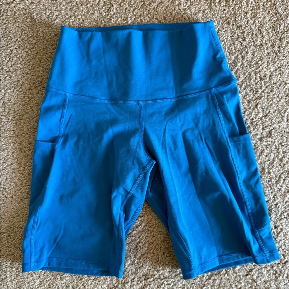 Pattern Hour Blue Garment - Picture 1 of 2